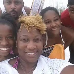 Meet your Posher, Devante